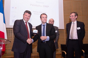 Remise du Prix par Emmanuel MACRON