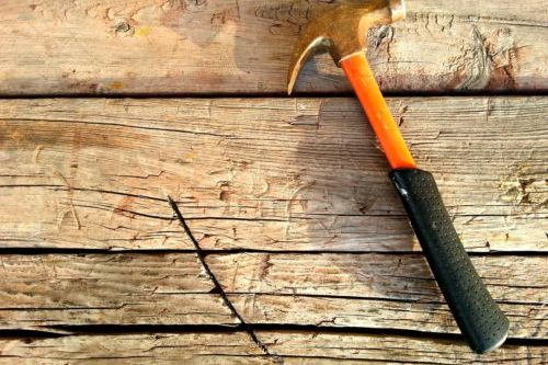 tree-branch-wood-tool-summer-hammer-651301-pxhere.com bricolage